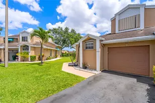 7059 Woodmont Way, Tamarac, FL 33321 - Photo 3