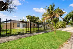 1124 NW 100th Terrace, Miami, FL 33150 - Photo 9