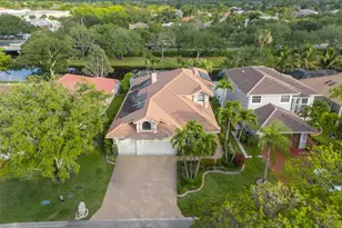 11834 Highland Pl, Coral Springs, FL 33071 - Photo 3