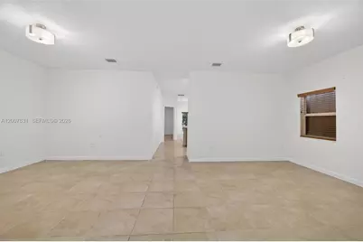 236 SE 32nd Ave, Homestead, FL 33033 - Photo 7