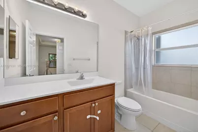 236 SE 32nd Ave, Homestead, FL 33033 - Photo 15