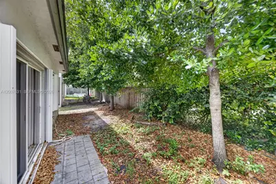 236 SE 32nd Ave, Homestead, FL 33033 - Photo 27
