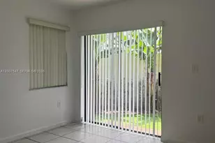 1004 San Remo Cir, Homestead, FL 33035 - Photo 9