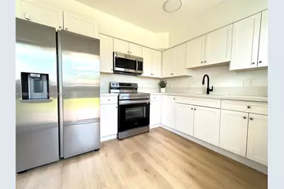 808 45th St, West Palm Beach, FL 33407 - Photo 5