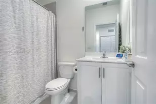 11017 W 33rd Way, Hialeah, FL 33018 - Photo 13