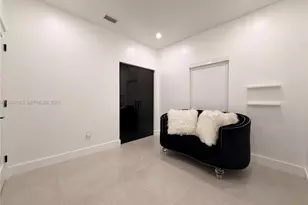 86 NW 4th St, Homestead, FL 33030 - Photo 15
