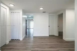 725 81st St, Miami Beach, FL 33141 - Photo 13