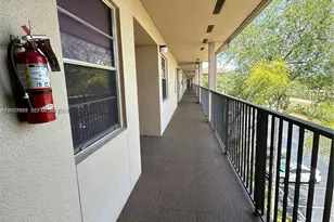 1300 SW 124th Terrace, Pembroke Pines, FL 33027 - Photo 13