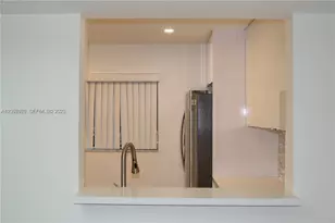 8005 SW 107th Ave, Miami, FL 33173 - Photo 9