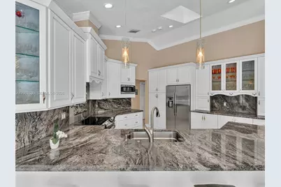 1080 Creekford Dr, Weston, FL 33326 - Photo 13