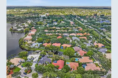 1080 Creekford Dr, Weston, FL 33326 - Photo 43