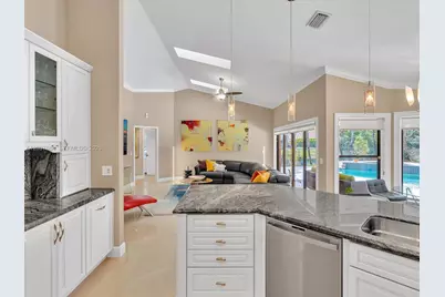 1080 Creekford Dr, Weston, FL 33326 - Photo 19