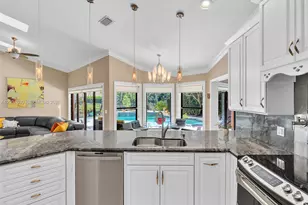 1080 Creekford Dr, Weston, FL 33326 - Photo 15