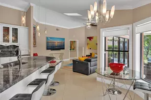 1080 Creekford Dr, Weston, FL 33326 - Photo 11