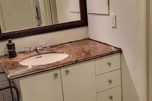 3475 N Country Club Dr, Aventura, FL 33180 - Photo 11