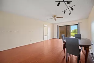 10100 NW 30th Ct, Sunrise, FL 33322 - Photo 3