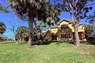 633 SW Jada Rd, Port Saint Lucie, FL 34953 - Photo 3