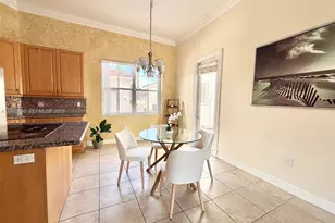 1141 Waterside Ln, Hollywood, FL 33019 - Photo 23