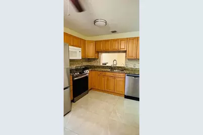 7148 Woodmont Ave, Tamarac, FL 33321 - Photo 13