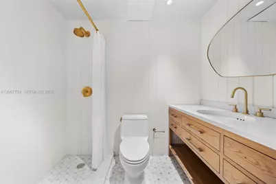 200 Ocean Lane Dr #108, Key Biscayne, FL 33149 - Photo 15