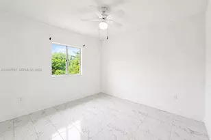 841 SW 6th St, Florida City, FL 33034 - Photo 5