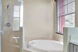 1033 NE 17th Way, Fort Lauderdale, FL 33304 - Photo 19
