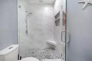 8070 NW 108th Pl, Doral, FL 33178 - Photo 25