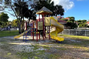 10521 SW 158th Ct, Miami, FL 33196 - Photo 23