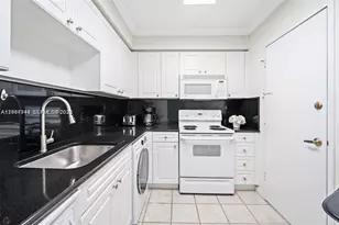 2501 S Ocean Dr, Hollywood, FL 33019 - Photo 7