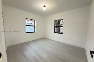 854 NW 76th St, Miami, FL 33150 - Photo 13