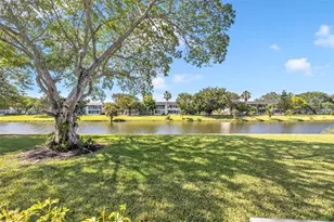 494 W Tilford W, Deerfield Beach, FL 33442 - Photo 27
