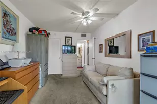 494 W Tilford W, Deerfield Beach, FL 33442 - Photo 25