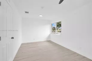 2572 NW 20th St, Fort Lauderdale, FL 33311 - Photo 15