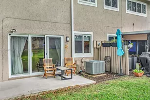 1958 E Discovery Cir E, Deerfield Beach, FL 33442 - Photo 31