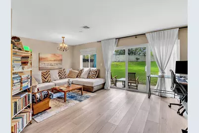 1958 E Discovery Cir E, Deerfield Beach, FL 33442 - Photo 23