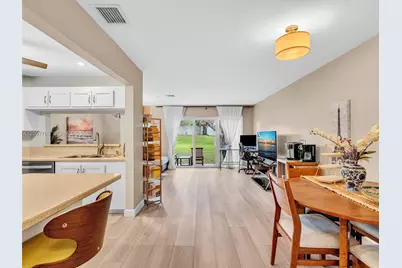 1958 E Discovery Cir E, Deerfield Beach, FL 33442 - Photo 9