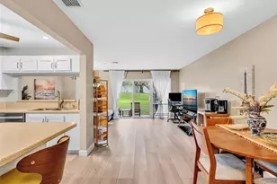 1958 E Discovery Cir E, Deerfield Beach, FL 33442 - Photo 9