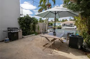 2117 NE 123rd St, North Miami, FL 33181 - Photo 11