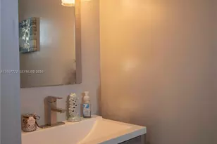 2117 NE 123rd St, North Miami, FL 33181 - Photo 7