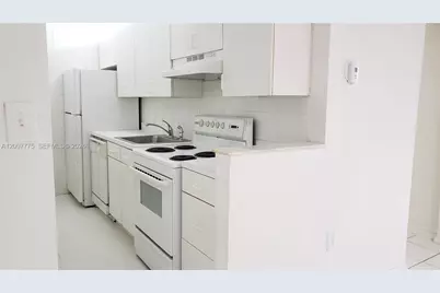 1251 NE 108th St #215, Miami, FL 33161 - Photo 7