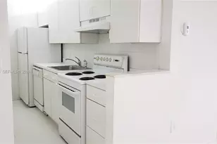 1251 NE 108th St, Miami, FL 33161 - Photo 7