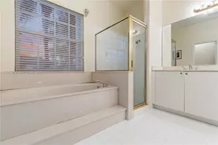 15966 SW 3rd St, Pembroke Pines, FL 33027 - Photo 35