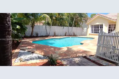 659 Verona Pl #659, Weston, FL 33326 - Photo 47