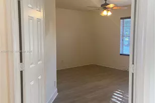 659 Verona Pl, Weston, FL 33326 - Photo 11