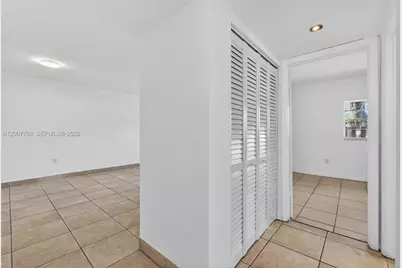 240 NW 107th Ave #104, Miami, FL 33172 - Photo 17