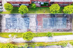 240 NW 107th Ave, Miami, FL 33172 - Photo 27