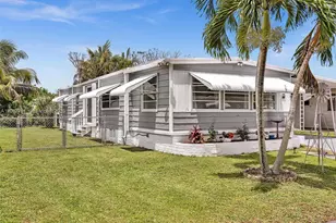 2061 SW 83rd Ave, Davie, FL 33324 - Photo 3