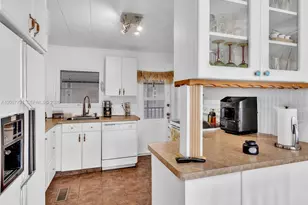 2061 SW 83rd Ave, Davie, FL 33324 - Photo 23