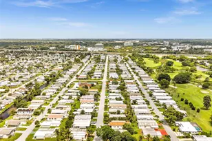 2061 SW 83rd Ave, Davie, FL 33324 - Photo 45
