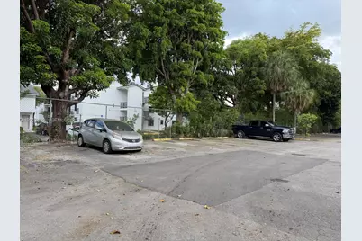 1910 W 56th St #3121B, Hialeah, FL 33012 - Photo 23